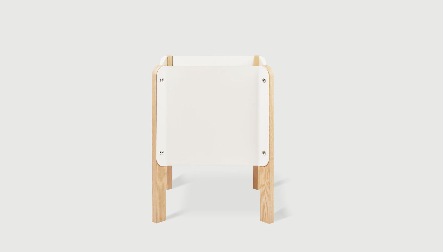 
                  
                    White / Low
                  
                