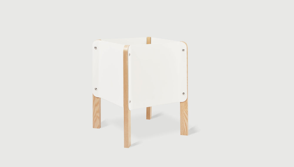
                  
                    White / Low
                  
                